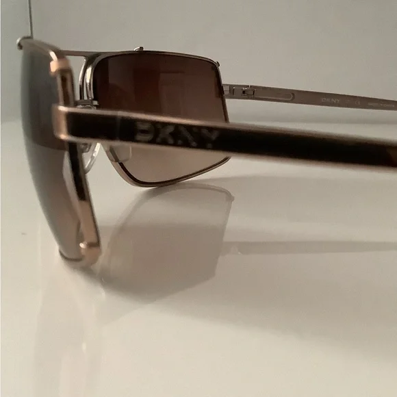 DKNY men Gold and Brown Sunglasses - Picture 3 of 7